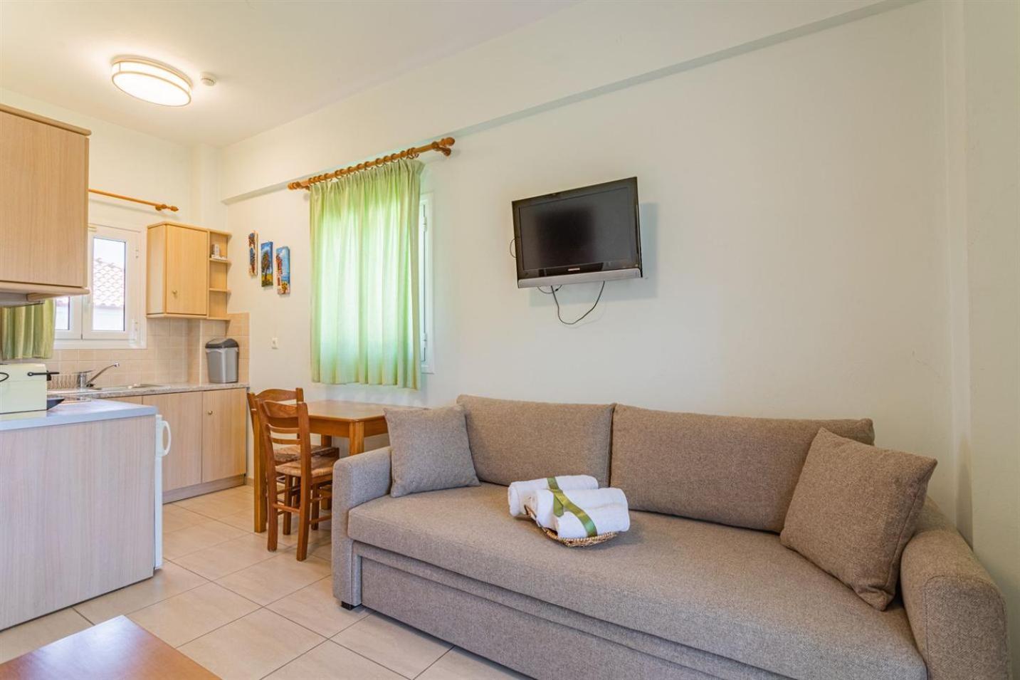 Stoúpa Vasiliki Apartments מראה חיצוני תמונה
